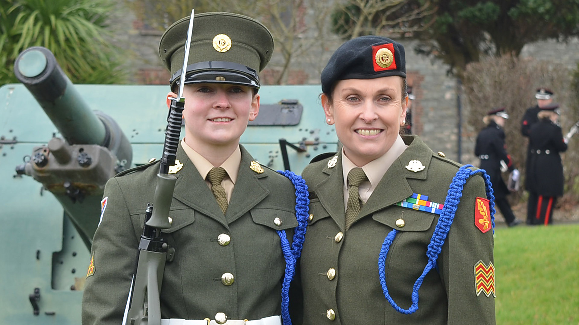 ira Pence Fabricante Mother and Daughter make Defence Forces history - Defence Forces