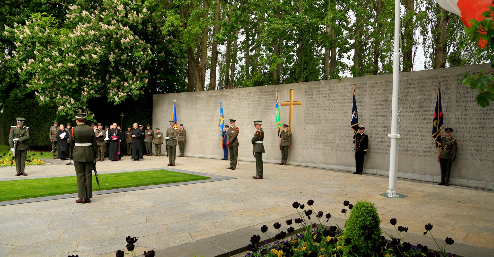 Hero-DF-1916-Leaders