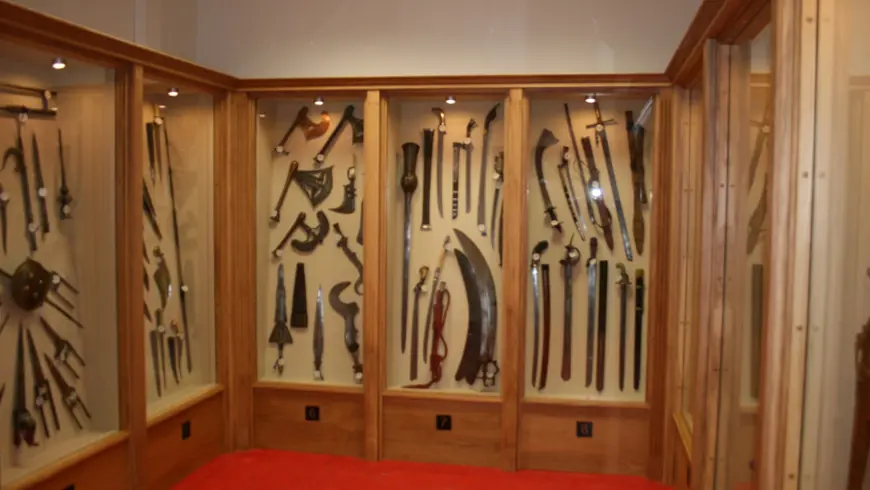 Hero Images museum curragh)